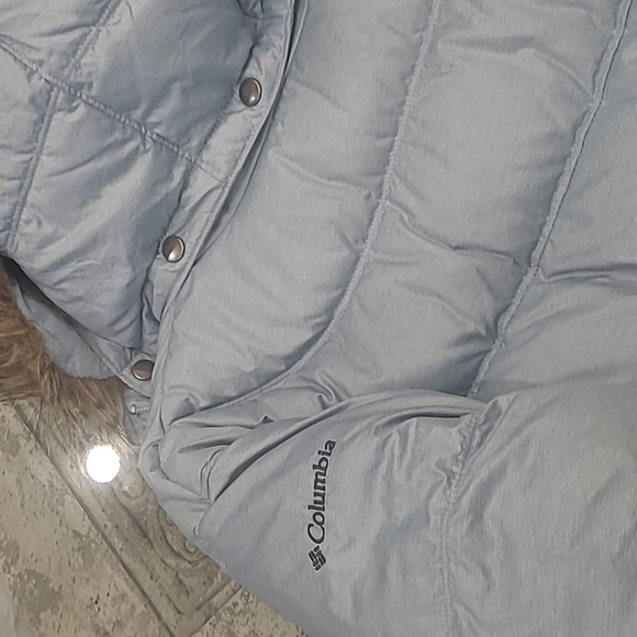 COLOMBIA MEDIUM FIT DUCK DOWN FEATHER PUFER JACKET WITH FAUX FUR REMOVABLE HOOD - Picture 11 of 11